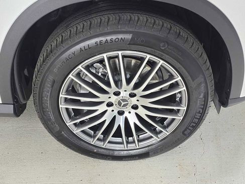 Used 2026 Mercedes-Benz GLC 300 4MATIC image 9