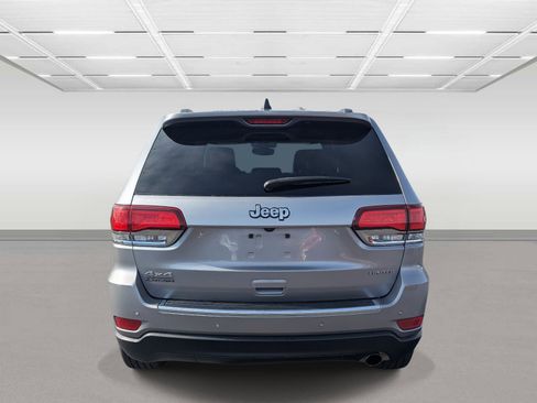 Used 2021 Jeep Grand Cherokee Limited w/ Luxury Group II image 4