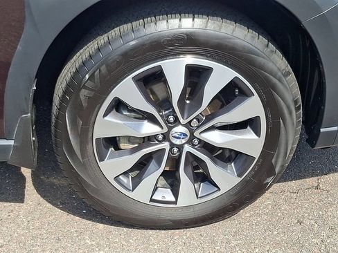 Certified 2025 Subaru Outback Limited AWD/4WD image 8