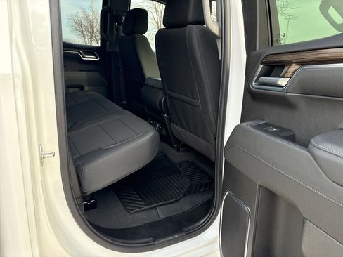New 2025 Chevrolet Silverado 1500 LT w/ Z71 Off-Road Package AWD/4WD image 13