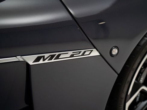 Used 2023 Maserati MC20 Coupe RWD image 39
