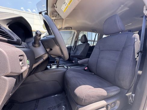 Used 2018 Honda Pilot EX image 5