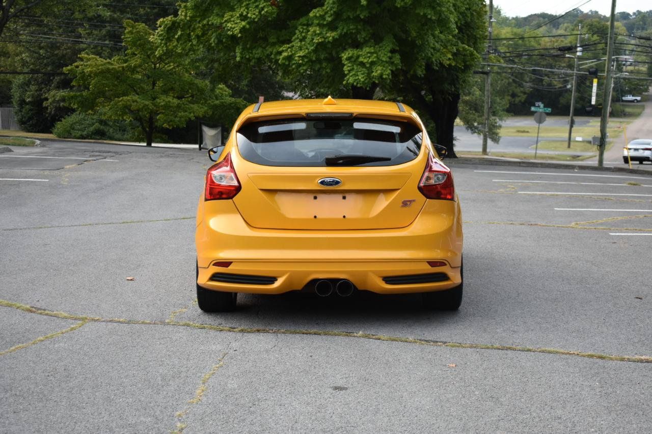 Used 2013 Ford Focus ST FWD image 6