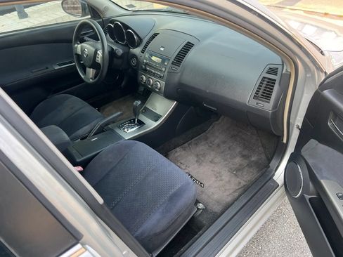 Used 2005 Nissan Altima 2.5 S w/ (K92) Protection Pkg FWD image 9