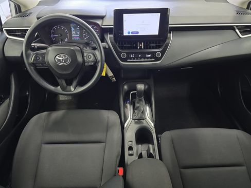 Used 2025 Toyota Corolla LE FWD image 13
