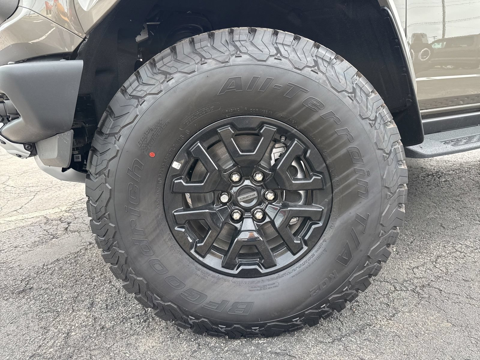 New 2026 Ford Bronco Raptor w/ Interior Carbon Fiber Pack AWD/4WD image 48