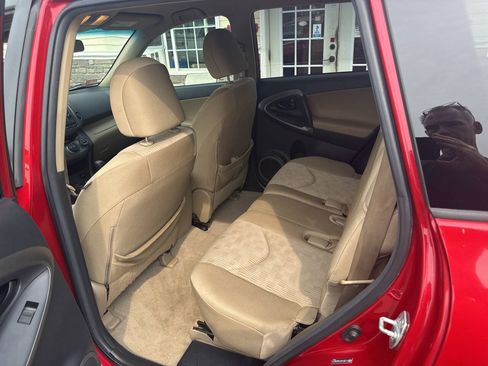 Used 2012 Toyota RAV4 4WD w/ Value Pkg image 13