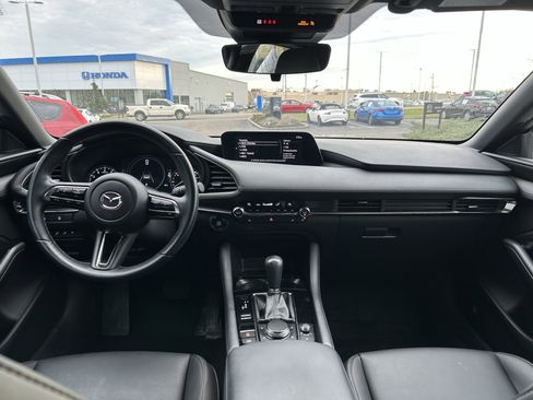 Used 2024 MAZDA MAZDA3 s image 9