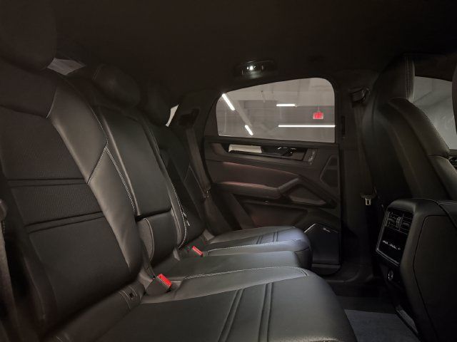 Certified 2026 Porsche Cayenne Turbo GT AWD/4WD image 30