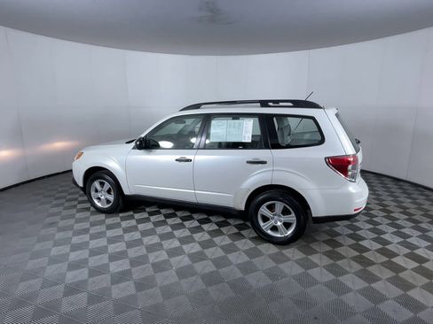 Used 2013 Subaru Forester 2.5X image 6