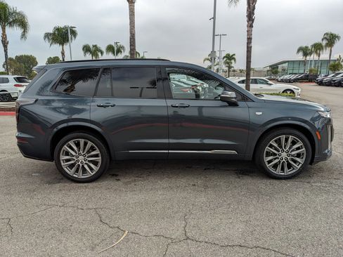 Used 2020 Cadillac XT6 Sport image 11