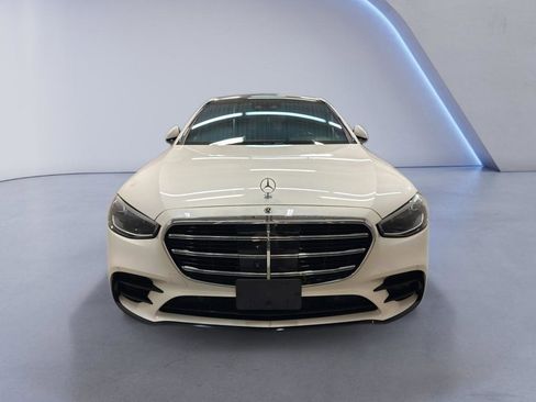 Used 2021 Mercedes-Benz S 580 4MATIC Sedan w/ AMG Line image 2