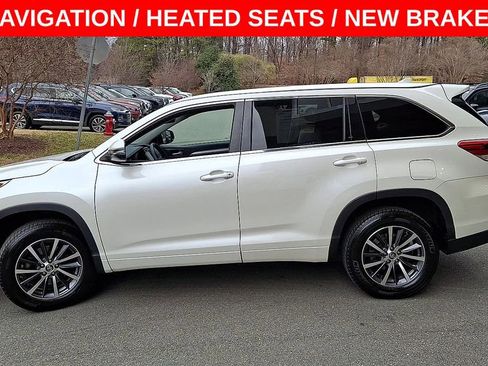 Used 2018 Toyota Highlander XLE image 5