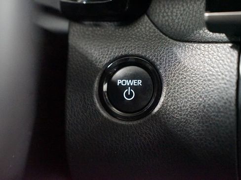 Certified 2025 Toyota Camry SE image 24