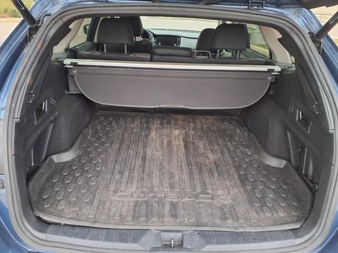 Certified 2021 Subaru Outback Onyx Edition XT image 8