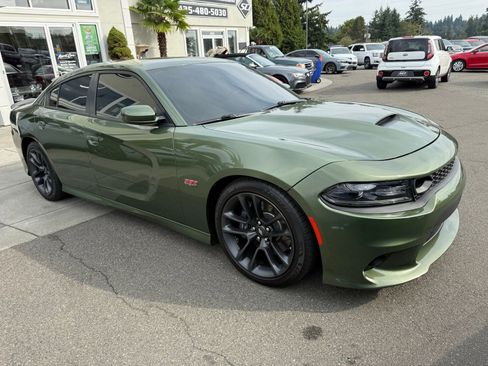 Used 2021 Dodge Charger Scat Pack image 4