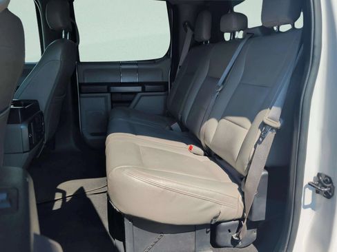 Used 2019 Ford F350 XLT w/ XLT Premium Package AWD/4WD image 27
