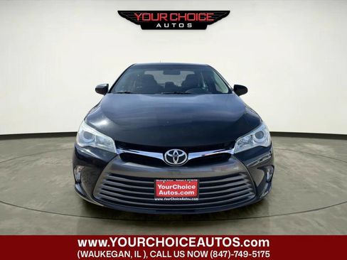 Used 2016 Toyota Camry LE image 8