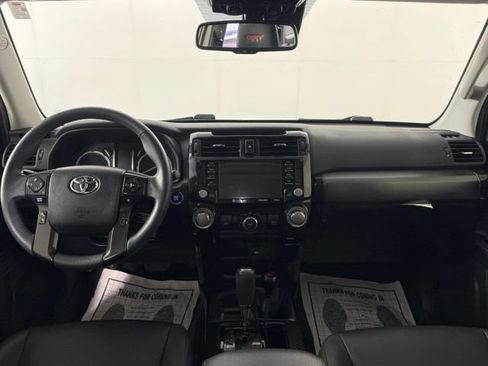 Used 2021 Toyota 4Runner Venture w/ Moonroof Package AWD/4WD image 26