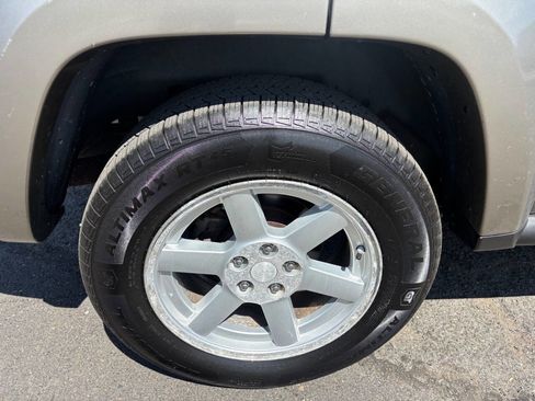 Used 2006 Jeep Liberty Limited image 11