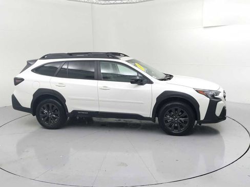 Certified 2025 Subaru Outback Onyx Edition XT w/ Popular Package #2 image 12