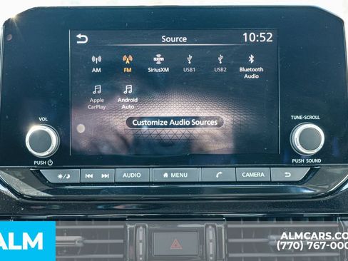 Used 2025 Nissan Pathfinder SV FWD image 39
