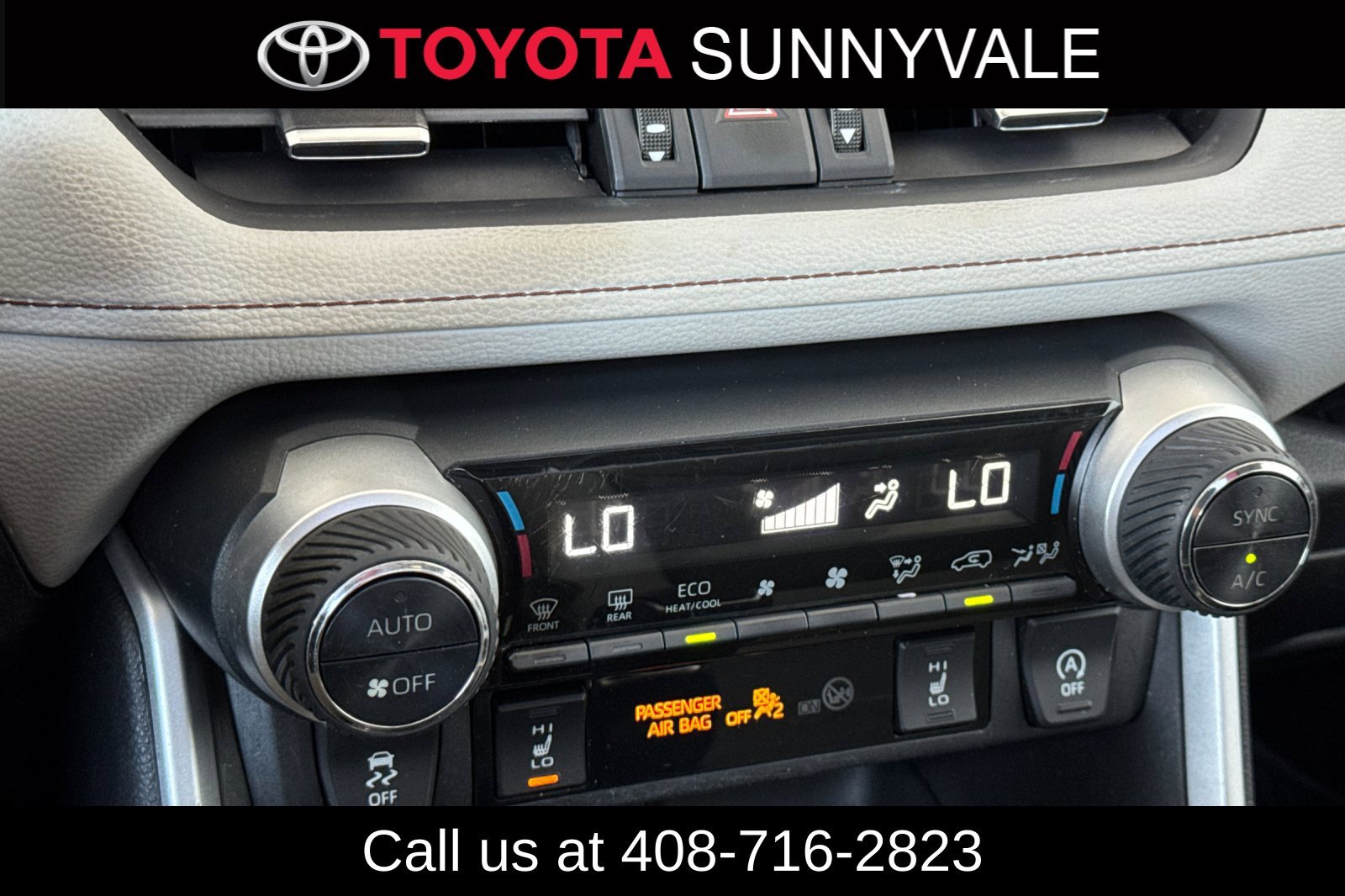 Used 2021 Toyota RAV4 XLE Premium AWD/4WD image 24