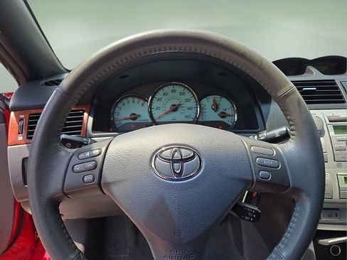 Used 2006 Toyota Solara Convertible FWD image 19