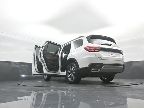 Used 2024 Honda Pilot Elite image 45