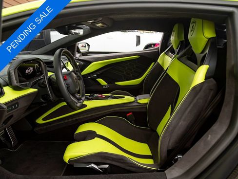 Used 2025 Lamborghini Revuelto AWD/4WD image 19