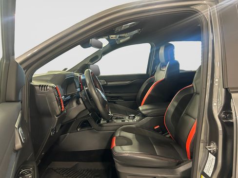 Certified 2025 Ford Ranger Raptor AWD/4WD image 9