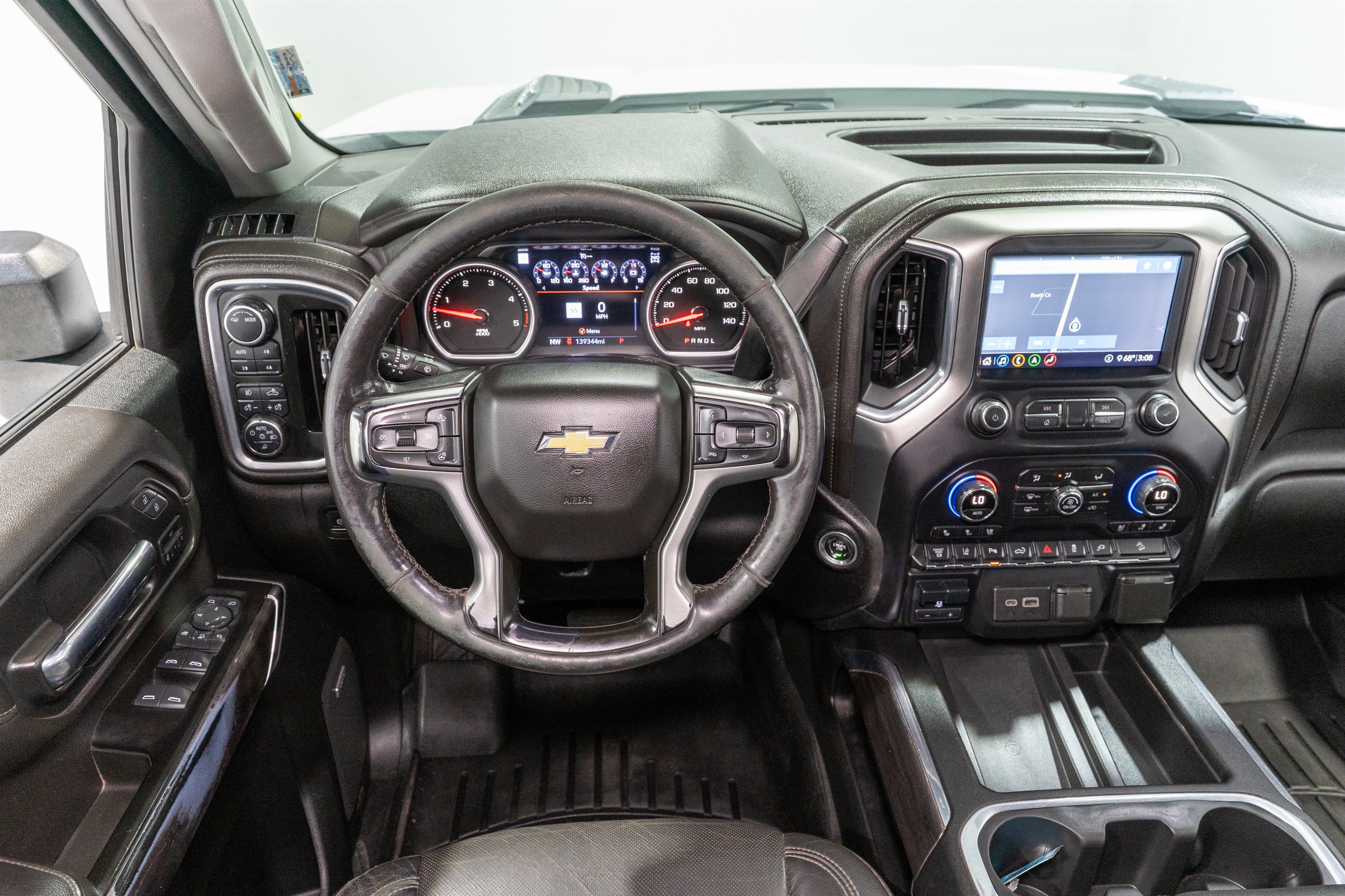 Used 2020 Chevrolet Silverado 2500 LTZ w/ Technology Package AWD/4WD image 12