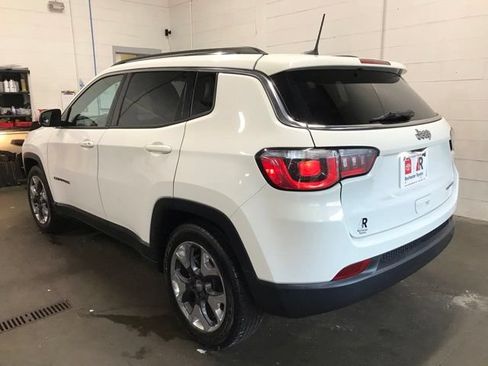 Used 2019 Jeep Compass Limited FWD image 4
