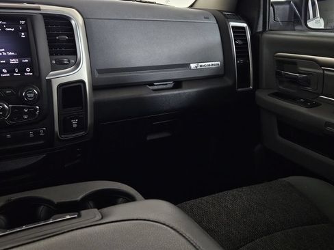 Used 2019 RAM 1500 Big Horn AWD/4WD image 11