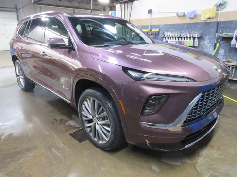 New 2026 Buick Enclave Avenir image 1