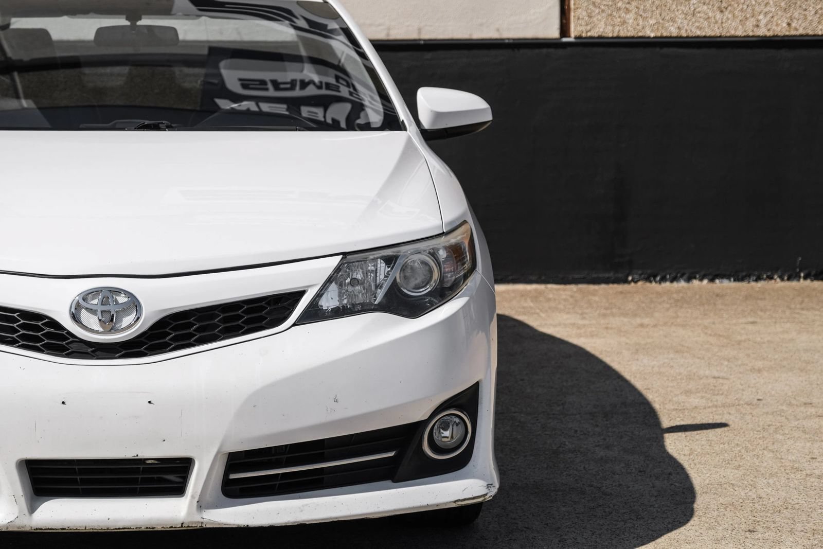 Used 2014 Toyota Camry SE FWD image 44