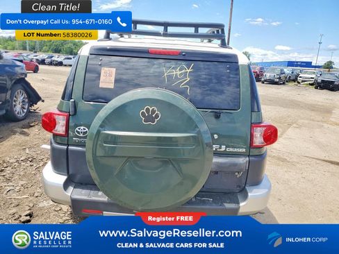 Used 2010 Toyota FJ Cruiser 4WD image 8