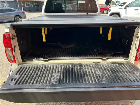 Used 2019 Nissan Frontier SV RWD image 22