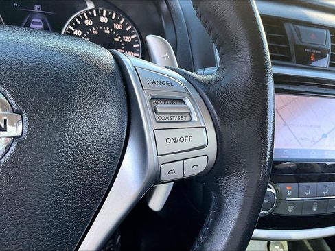 Used 2018 Nissan Altima 2.5 SR w/ SR Special Edition image 19