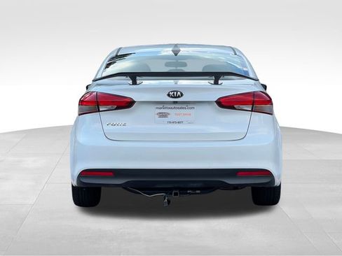 Used 2018 Kia Forte LX w/ LX Popular Package image 4