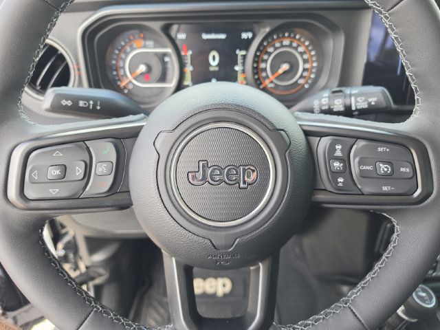 Used 2026 Jeep Wrangler Unlimited Rubicon AWD/4WD image 36