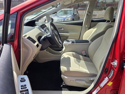 Used 2012 Toyota Prius V Three FWD image 18