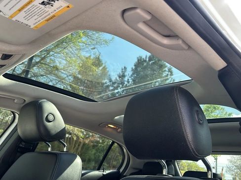 Used 2015 Mercedes-Benz GLA 250 4MATIC image 27
