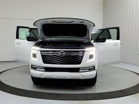 New 2026 Nissan Armada Platinum image 10