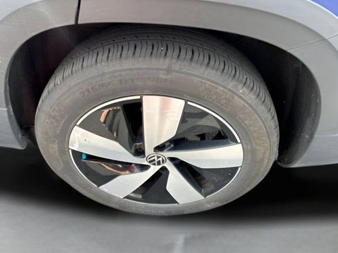 Used 2024 Volkswagen Taos S AWD/4WD image 15