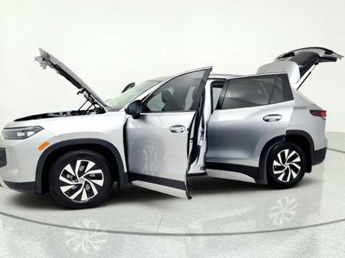 Used 2026 Volkswagen Tiguan S FWD image 14