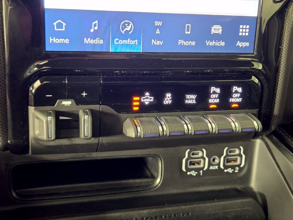 Used 2024 RAM 1500 Limited AWD/4WD image 32