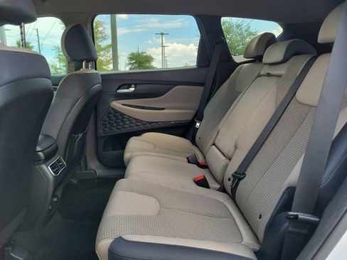 Used 2021 Hyundai Santa Fe SE FWD image 11