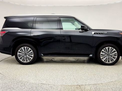 Used 2025 INFINITI QX80 Sensory w/ Exterior Package image 4