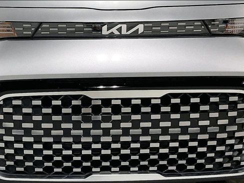 Used 2025 Kia Soul EX FWD image 35